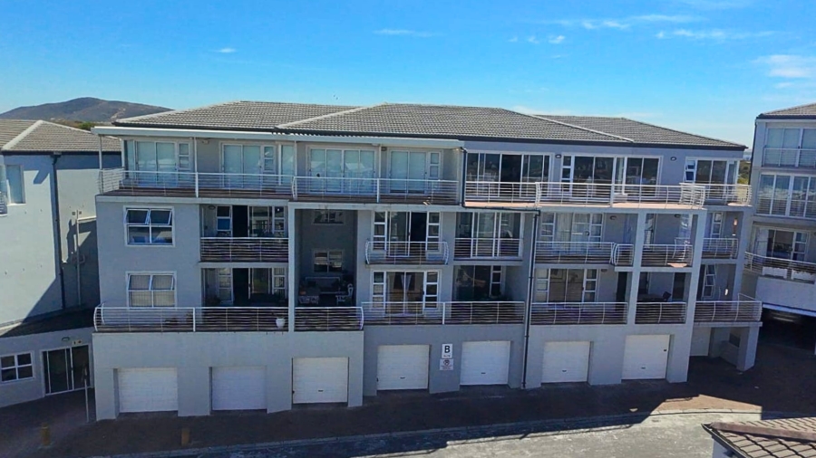 To Let 2 Bedroom Property for Rent in Big Bay Western Cape